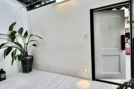 Recently Renovated 3BR 3BA Townhouse/Plaza 66/Jing'an Temple