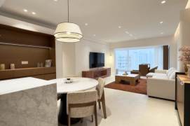 Well Renovated 4BR 2BA Residence in Lianyang International Community 