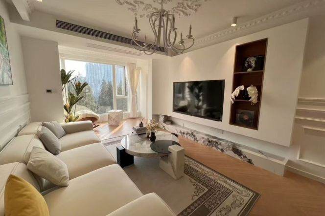 2 Brs, 2 Baths, Floor Heating, Central ac, Oven, Dish washer, 130 sqm @ Jiangsu metro L2&11