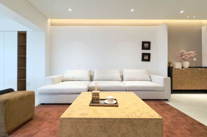 Well Renovated 4BR 2BA Residence in Lianyang International Community 