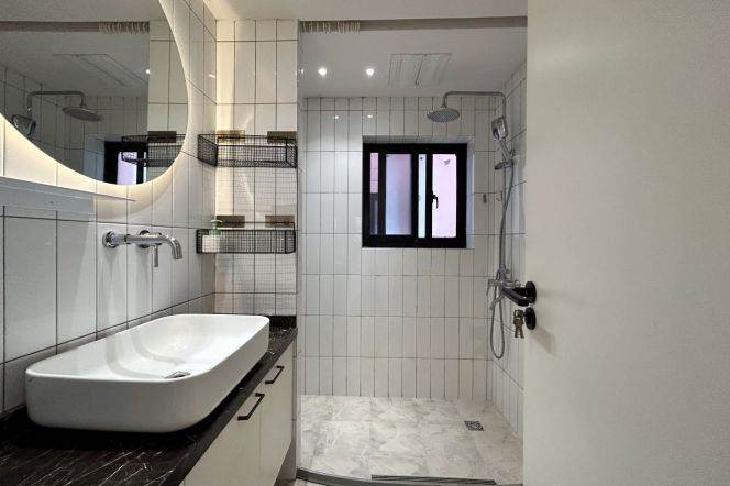 Spacious and Well-decorated 3Br @ Jiangsu rd | Heating ,16K