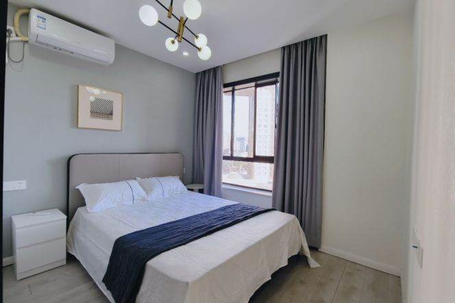 elevator 2br/2baths caobao rd @L1/12