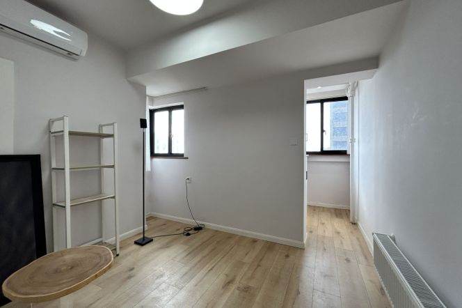 Spacious and Well-decorated 3Br @ Jiangsu rd | Heating ,16K