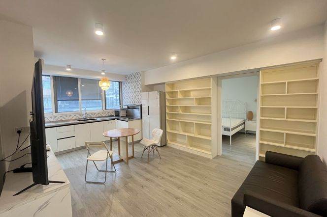 Nr. Jiaotong University Metro, 2br, 2ba+storage room