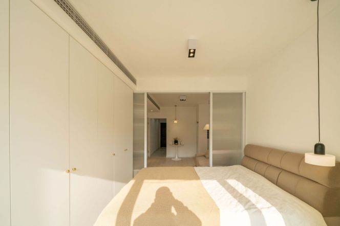 Simple Stylish 1Brm With Central AC Near Line 2/11 Jiangsu Rd