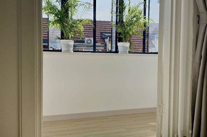 YanQing rd loft near iapm line 1/10/12 and changshu rd 7 