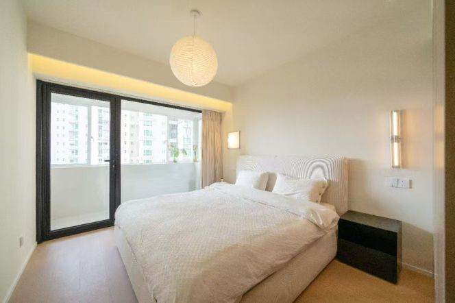 modern 2brs floor heating nice furniture balcony in Jing an temple 20K