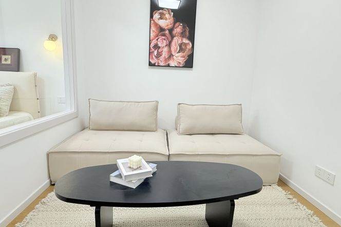 Brand new 1br Nr Jiashan road M9/12