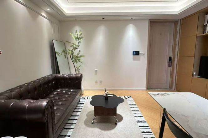 1BR apartment 20mins to JingAn Temple Line7 10k