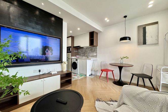 Short term 1 br 8.5K super modern nice decoration golden location M2/7/14 Jing'an 