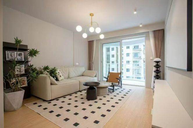 INS style 2BR aprartment 16.5k  near ZhongShan Park Line 2