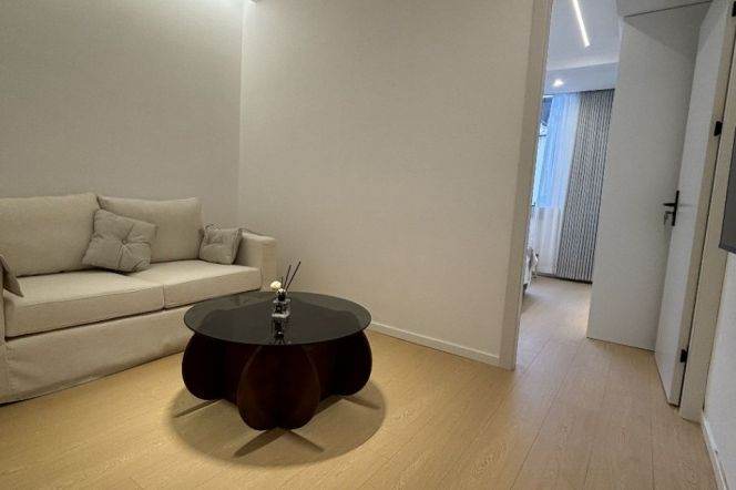 11.5k  2Br with floor heating Nr Changping Rd.line7