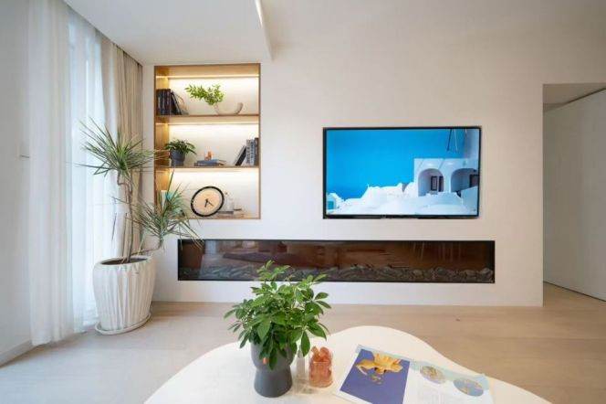 Pudong Biyun 2BR Ground Floor Apartment with 50sqm Private Yard