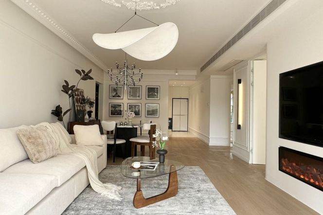 Morden&Bright 2Bdrs /Floor heating/3Balconies @Songyuan Rd &Line 10