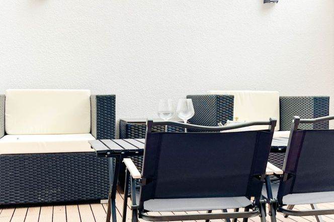 Renovated 2br,with private yard,close to Shanghai Zoo,Line 10