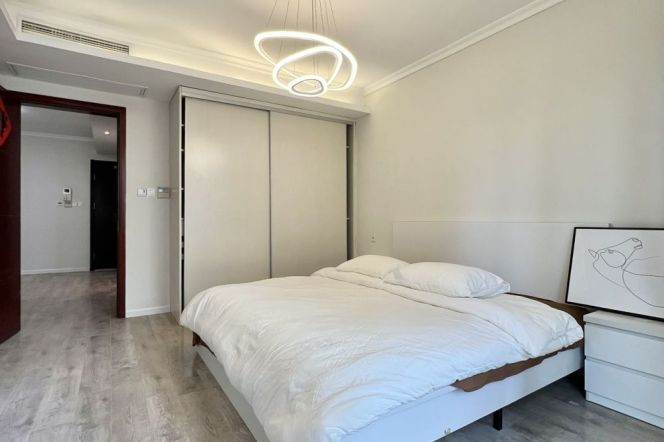 Super nice compound nice modern cozy 1 br central AC floor heating M13/14 Jing'an 