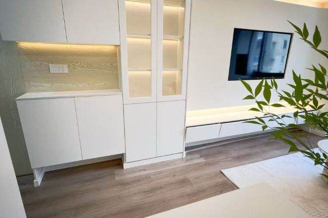 Modern 1BR Apartment Near Jiao Tong University with Central Heating