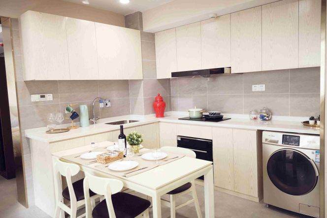 Excellent one bedroom Apt+central AC+oven@Line13 Jiangning Rd