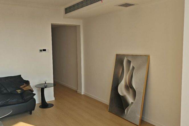 good value-1bed 80sqm -elevator- brand new- line 1 hengshan road 