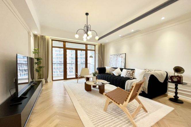 modern brand new 3brs floor heating open balcony in Gubei Phase II 