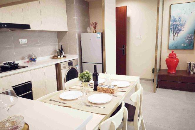 Excellent one bedroom Apt+central AC+oven@Line13 Jiangning Rd