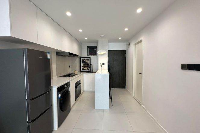 Nice compound/elevator 1br 1lr/cozy&modern/NR Jiaotong uni/hongqiao rd@L10/3/4