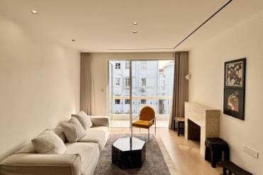 2Bedrs 2baths Apt/L7/11/12 Longhua Rd/Middle Longhua Rd/open balcony/stairs