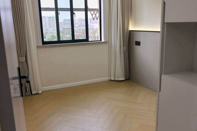 beixinjing rd elevator 2BR/big living room@L2