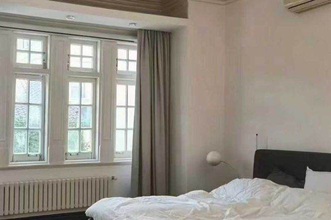 Mid Huaihai/ West Fuxing rd wall heat 2brs/2lr/1ba with terrace; L1/7