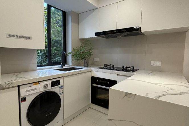 11.5k  2Br with floor heating Nr Changping Rd.line7