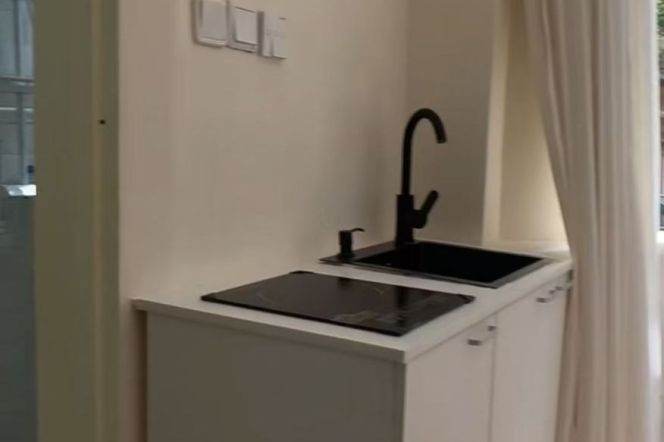 South Shanxi rd 1BR apartment