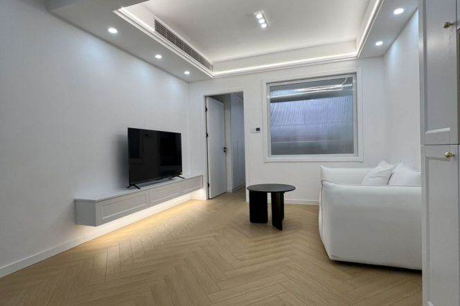 6.8k Clean 1Br Nr Jiaotong University line10/11