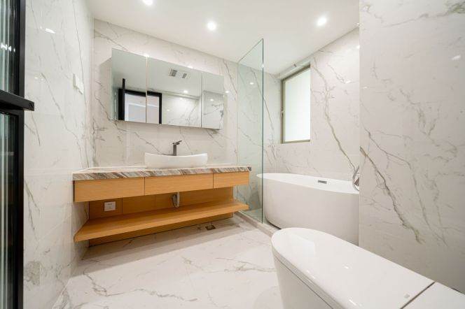 3BR 2BTH w/ Gym & Pool nr ChangPing RD M7