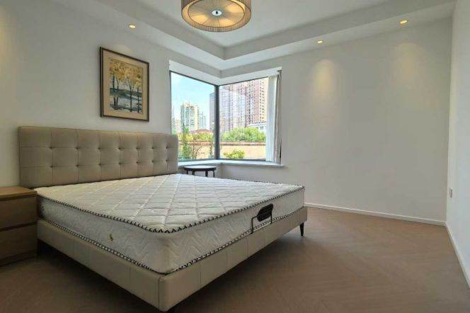 3BR 2BTH w/ Big Terrace nr West NanJing M2/12/13