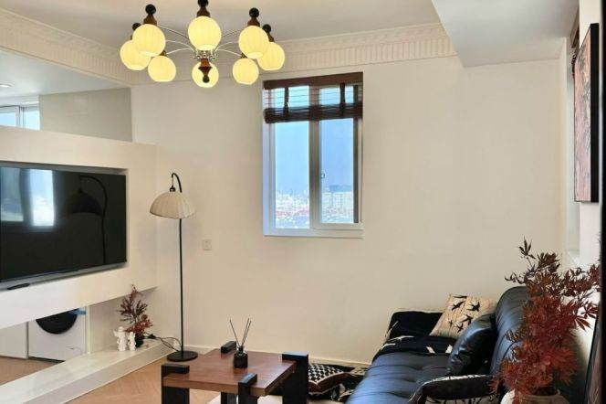 Elevator Bright 2Br/2Lr/1Bt Close to L13/15 Daduhe&Changfeng Park Station 
