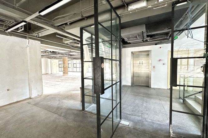 Creative park Office nr HengShan RD M1