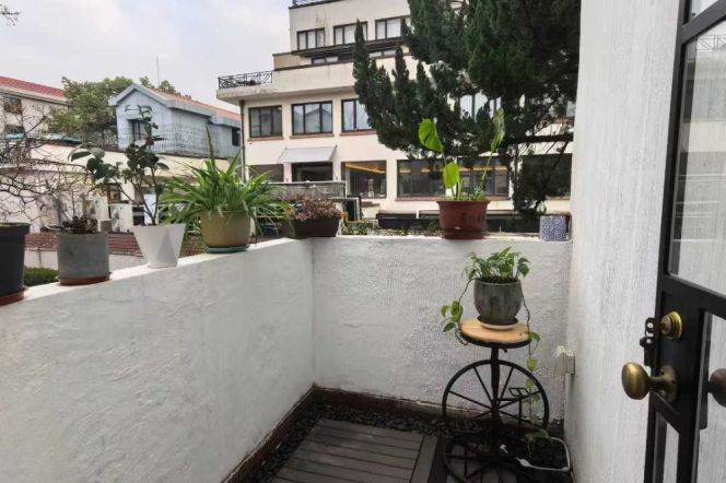 High Ceiling 1Bed with Terrace@Shanghai Library
