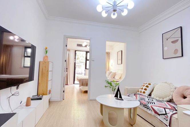 Cozy 1br with Yard in Xuhui   L4&12