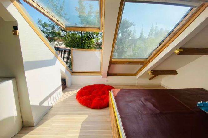 Shanghai Library 2BR 2BATH house