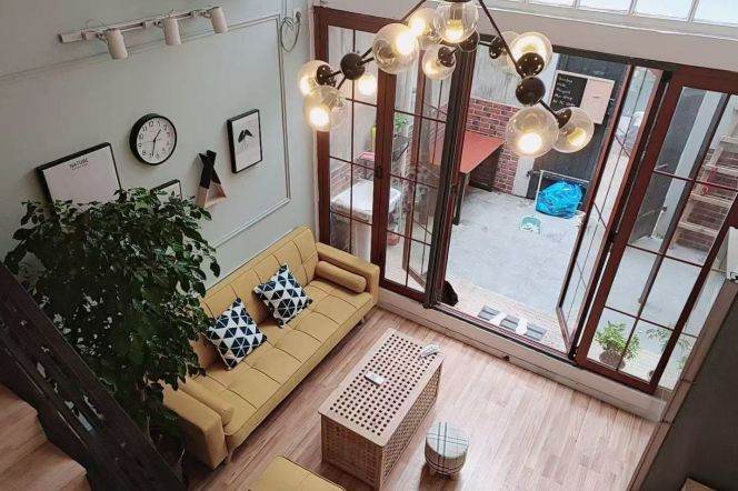 Cozy 1Brm With A Yard Near Line 2/10/13 West Nanjing Rd