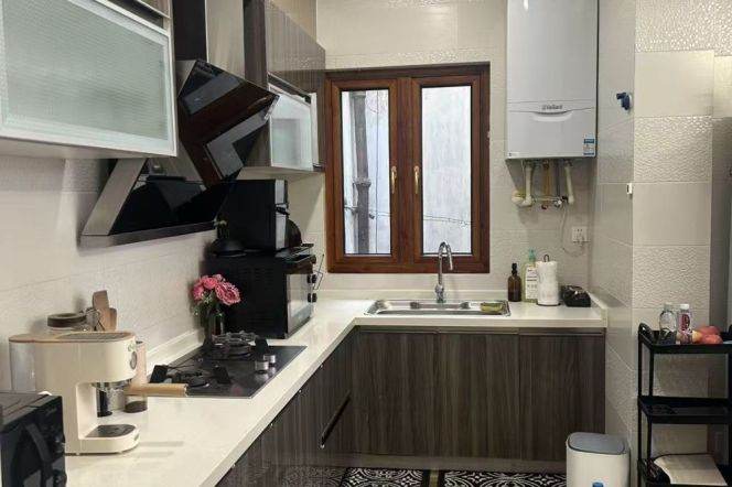 South Huangpi Rd Station Spacious 1Br Line1/13/14