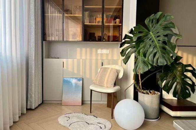 good value- well maintained 1bed / elevator / Columbia Circle/ line 3/4 West Yan’an Road 