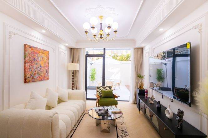 south Shaanxi rd 1br with garden