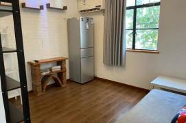 1+1BR Chinese walk up near line 13 M.Huai'hai Rd 