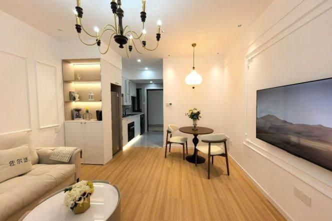 9.2k Clean 1Br with floor heating Nr Changshou Rd.line7/13