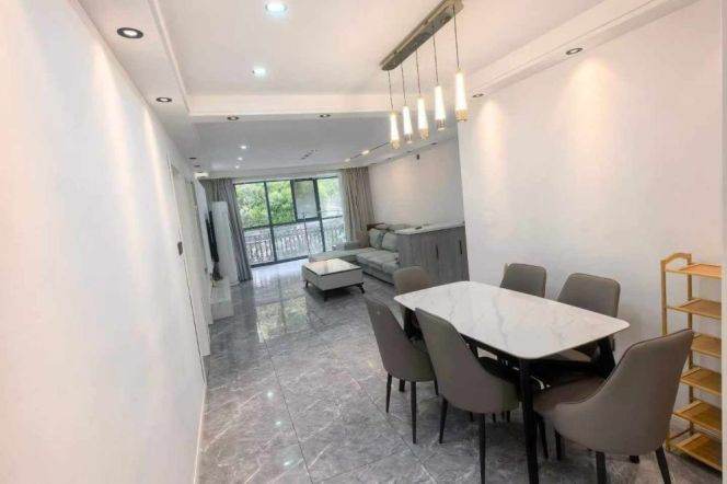 zhongning rd 2BR/big living room@L14