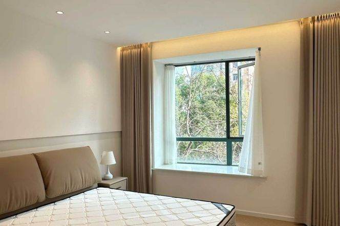 Parkfront Modern 2BR | Direct Access to Green & Metro