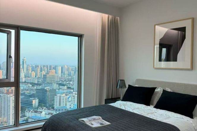 Lujiazui/2br2bt/central AC/floor heat/oven/dishwasher/club/tennis court/pool