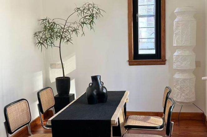 Spacious 2brs&2baths with terraces near Jiangsu Road/Jing'an Temple