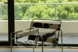 Top of City, stunning 3-brs apartment with green views and lake views, and a parking space.